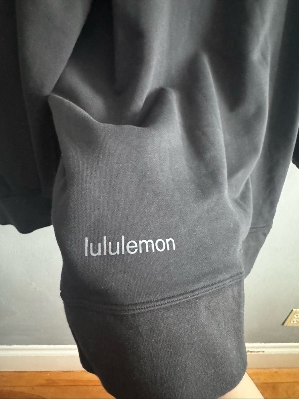 lululemon athletica perfectly oversized crew sweatshirt - Picture 5 of 5